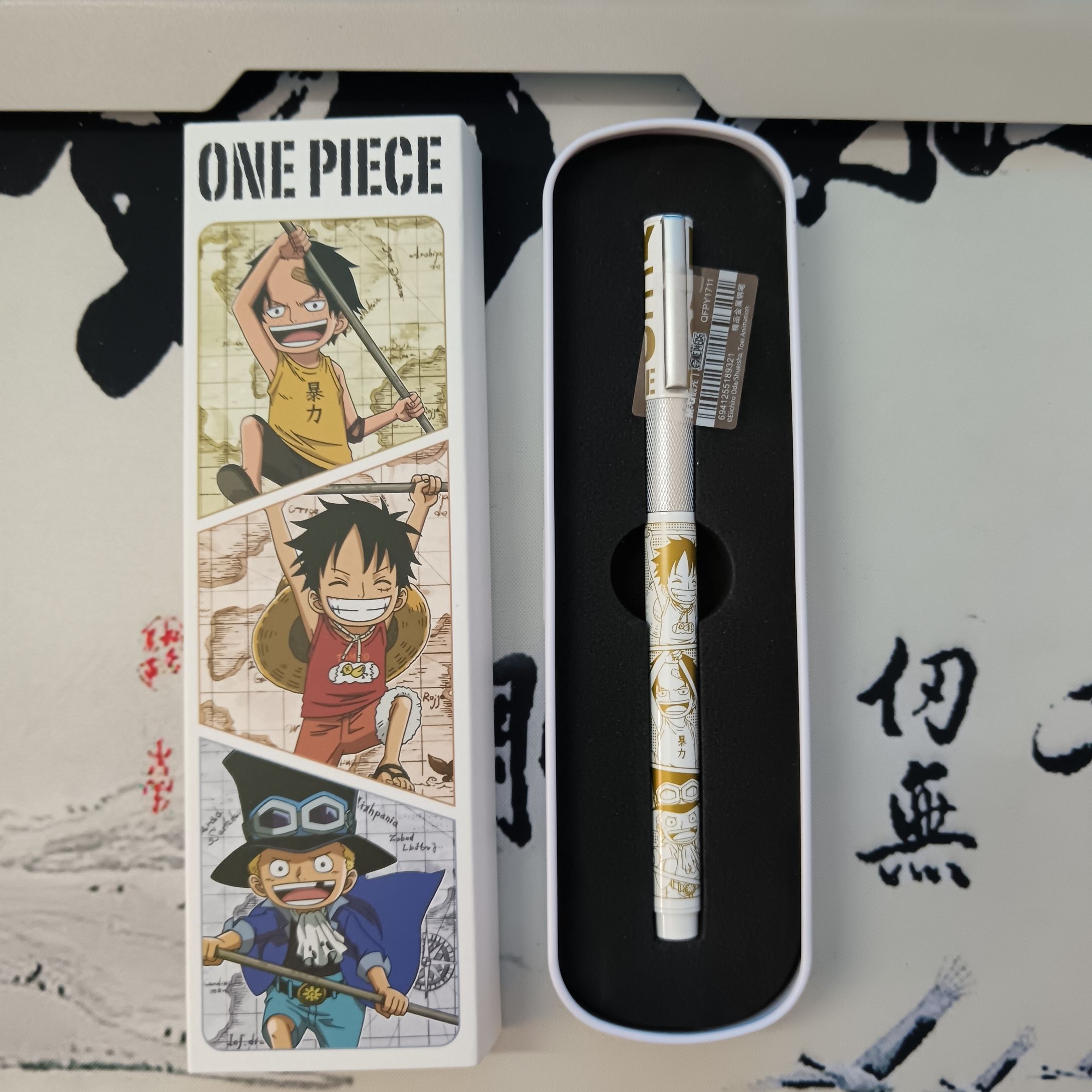 One Piece Monkey D Luffy anime - Luffy Anime Merchandise ulasan dan harga